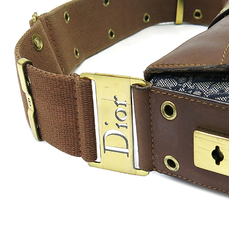 Dior(ũ����î���) ���� ��� �ΰ� ��� �ڰ��� ����� �̹���4 - ���̺��� �߰���ǰ