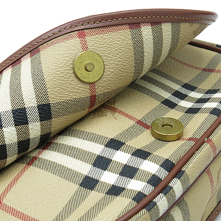 Burberry(������) ���� ���� Ʈ���� Ŭ���� üũ PVC ũ�ν��� �̹���4 - ���̺��� �߰���ǰ