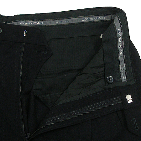 Armani COLLEZIONI(�Ƹ����� �÷�������) ���� �̹���2 - ���̺��� �߰���ǰ