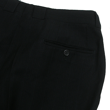 Armani COLLEZIONI(�Ƹ����� �÷�������) ���� �̹���3 - ���̺��� �߰���ǰ