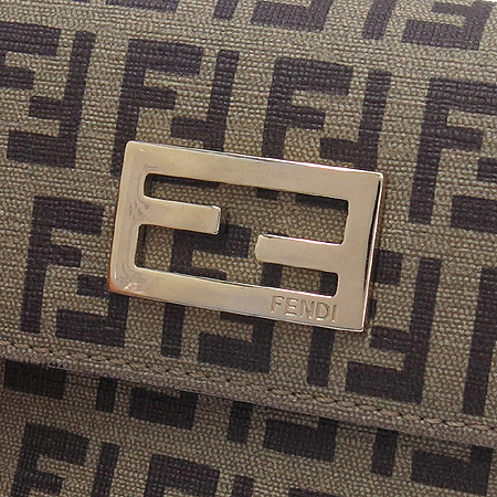 Fendi(���) 8M0026 FF�ΰ� PVC 3�� ������ [��������] �̹���3 - ���̺��� �߰���ǰ