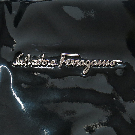Ferragamo(��󰡸�) 21 A744 ���� �ΰ� ���̴�Ʈ ��Ʈ�� �̹���4 - ���̺��� �߰���ǰ