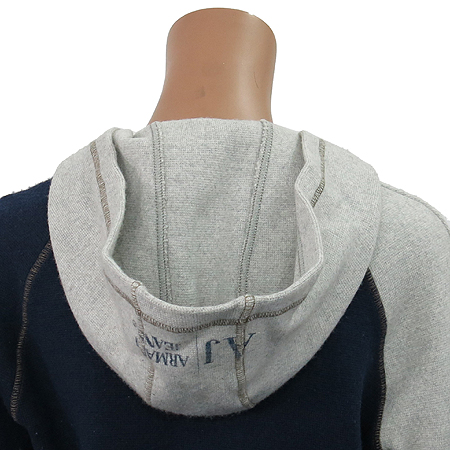 Armani JEANS(�Ƹ����� ����) �ĵ�Ƽ �̹���2 - ���̺��� �߰���ǰ