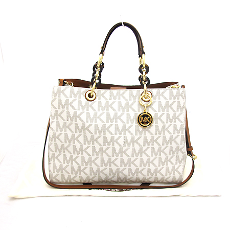 MICHAELKORS(����Ŭ�ھ) ���� �ΰ� ������ PVC �Žþ� ��ÿ ���� 2WAY [��õ ������] �̹���2 - ���̺��� �߰���ǰ