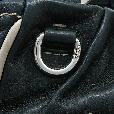 Prada(�����) BR2888 SOFT POCKET ��Ʈ��� ����� �̹���5 - ���̺��� �߰���ǰ