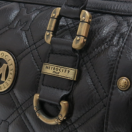 Metrocity(��Ʈ�ν�Ƽ) �ΰ� ��� ���� ���� ������ ��Ʈ�� �̹���3 - ���̺��� �߰���ǰ