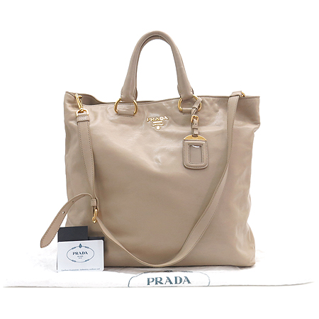 Prada(�����) BN1713 VIT DAINO ���̺��� ���� ��Ʈ�� + ��� ��Ʈ�� �̹���2 - ���̺��� �߰���ǰ