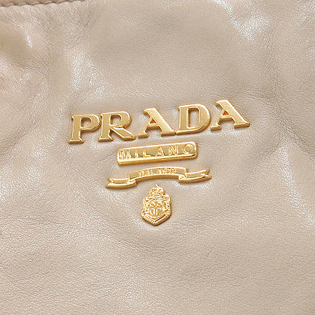Prada(�����) BN1713 VIT DAINO ���̺��� ���� ��Ʈ�� + ��� ��Ʈ�� �̹���4 - ���̺��� �߰���ǰ