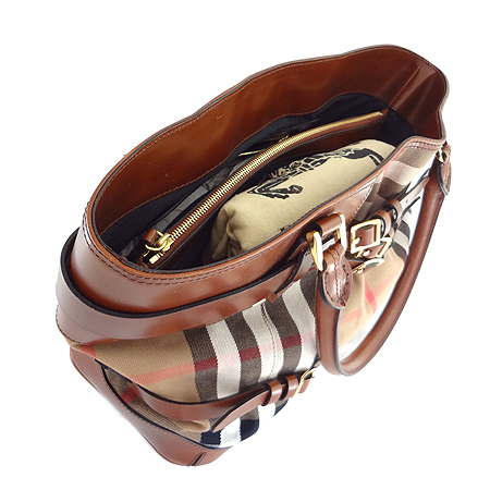 Burberry(������) ���� �ΰ� ��Ʈ ��� �Ͽ콺 üũ �к긯 ���� Ʈ���� ��Ʈ�� [�ϻ����] �̹���4 - ���̺��� �߰���ǰ