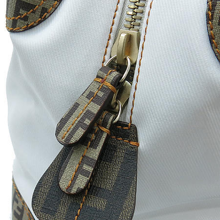 Fendi(���) 8BL095 FF�ΰ� ��� PVC ��Ʈ�� �̹���4 - ���̺��� �߰���ǰ