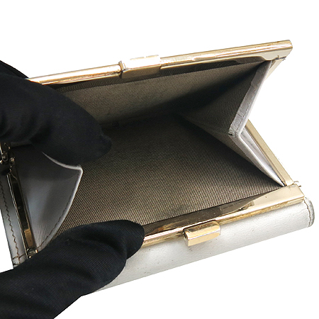 Fendi(���) 8M1062 FF�ΰ� �к긯 ���� ������ [��������] �̹���2 - ���̺��� �߰���ǰ