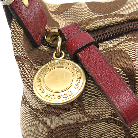 Coach(��ġ) 40024 ���� ���� ��Ʈ�� �ñ׳�ó �Ŀ�ġ ����� �̹���4 - ���̺��� �߰���ǰ