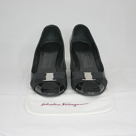 Ferragamo(��󰡸�) �������� ����ٶ���� ������ �����뱸�� [��������] �̹���2 - ���̺��� �߰���ǰ