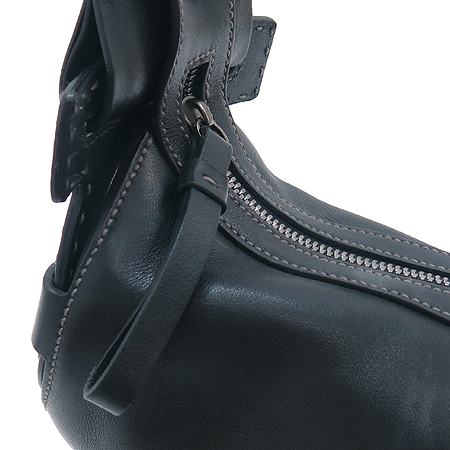 Ferragamo(��󰡸�) 21 3889 ���� ���� ȣ�� ����� �̹���4 - ���̺��� �߰���ǰ