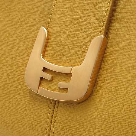 Fendi(���) 8BR663 ���ο� ���� ī�᷹�� ��Ʈ�� [�б�������] �̹���5 - ���̺��� �߰���ǰ