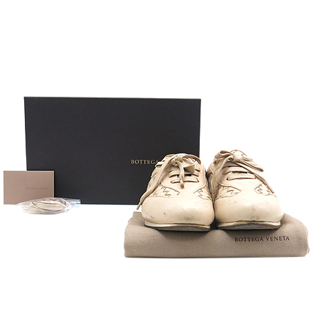BOTTEGAVENETA(���װ�����Ÿ) ���̺��� �÷� ���� ������ ����Ŀ�� �̹���2 - ���̺��� �߰���ǰ