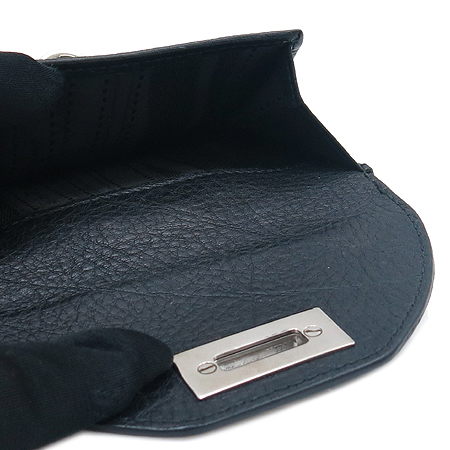 Ferragamo(��󰡸�) 22 4656 ���� ��ġ�� �������� ������ �̹���2 - ���̺��� �߰���ǰ
