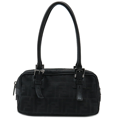 ���  �����