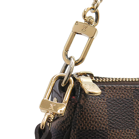 Louis Vuitton(���̺���) N55213 �ٹ̿� ���� ĵ���� ���� Ŭ��ġ 2-WAY �̹���5 - ���̺��� �߰���ǰ