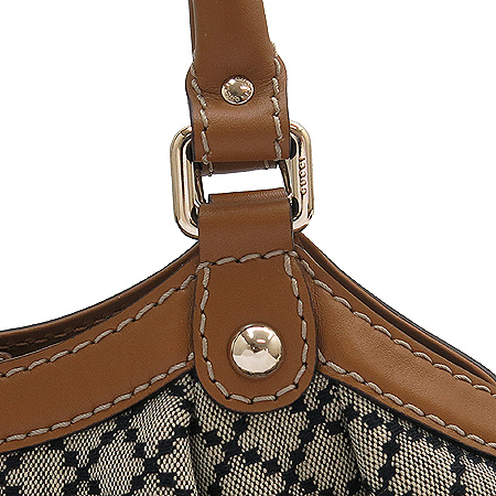 Gucci(����) 211944 GG�ΰ� �ڰ��� ��Ű ��Ʈ�� [��������] �̹���5 - ���̺��� �߰���ǰ