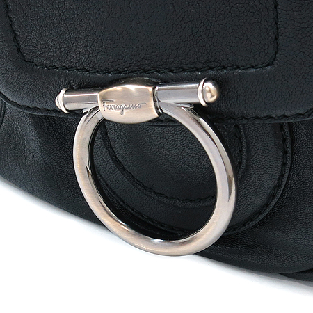Ferragamo(��󰡸�) 21 B461 ���� ��ġ�� ��� ������ ���� ���� ȣ�� ����� [��������] �̹���4 - ���̺��� �߰���ǰ
