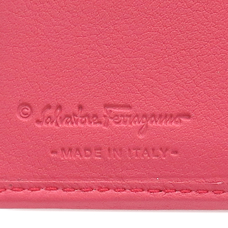 Ferragamo(��󰡸�) 22 4656 ���� ��ġ�� ��� ��ũ ��ũ �÷� ������ [�����] �̹���3 - ���̺��� �߰���ǰ