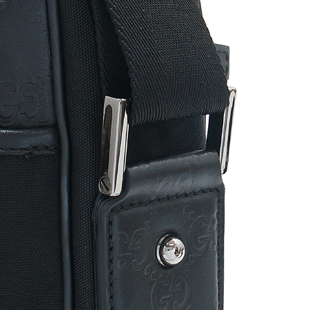 Gucci(����) 162783 GG�ΰ� �к긯 �ø� ���� ũ�ν��� �̹���5 - ���̺��� �߰���ǰ