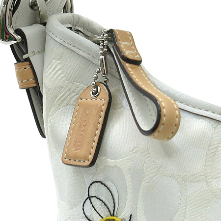 Coach(��ġ) �ñ׳�ó �ڰ��� ȣ�� ����� �̹���4 - ���̺��� �߰���ǰ