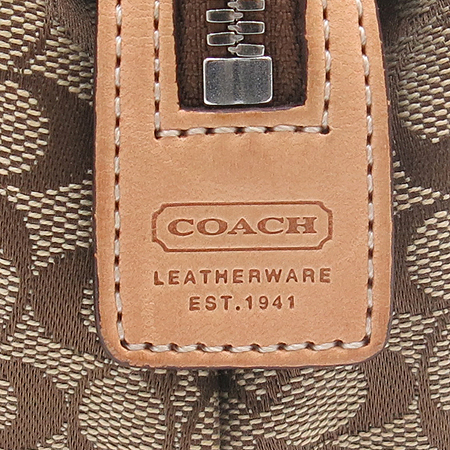 Coach(��ġ) �ñ׳�ó �ڰ��� �Ŀ�ġ �̹���3 - ���̺��� �߰���ǰ