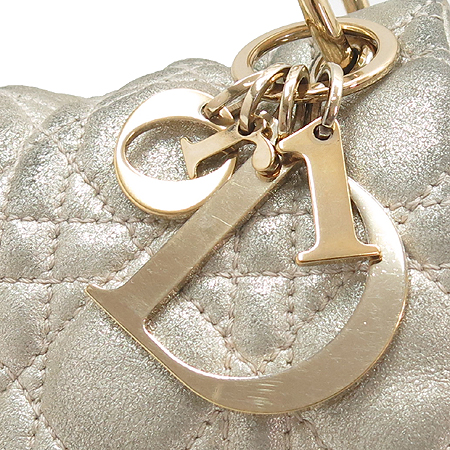 Dior(ũ����î���)LMS449709G ������� ��� ��Ż�� ����ü�� ������(W) ����� [��������] �̹���4 - ���̺��� �߰���ǰ