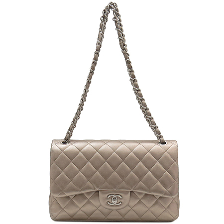 Chanel() Ŭ  Ż   ü 