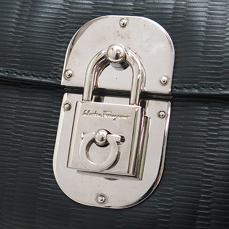 Ferragamo(��󰡸�) 21 4362 �������� ���� ��ġ�Ϸΰ� �� ��� ����� �̹���5 - ���̺��� �߰���ǰ