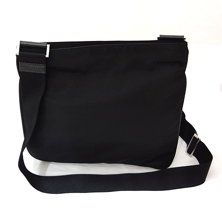 Prada(�����) VA0563 ���� �ﰢ �ΰ� ��� ���� �к긯 ũ�ν��� [�ϻ����] �̹���3 - ���̺��� �߰���ǰ