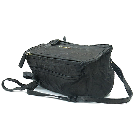 GIVENCHY(�����) 11E5253004 ��Ŭ ����Ų �ǵ��� �ڶ� ������ ũ�ν��� �̹���2 - ���̺��� �߰���ǰ