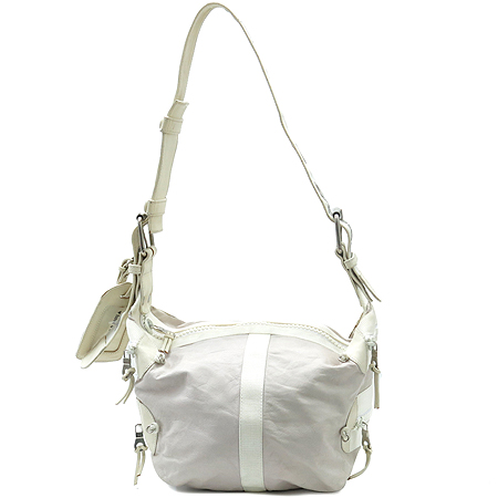 ���ο�  �����