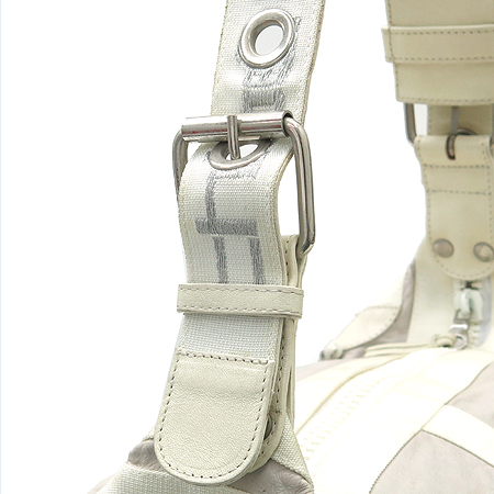 Chloe(���ο�) ��Ƽ ���� ���� ȣ�� ����� [��������] �̹���3 - ���̺��� �߰���ǰ