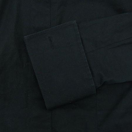 Armani COLLEZIONI(�Ƹ����� �÷�������) ���� �̹���3 - ���̺��� �߰���ǰ