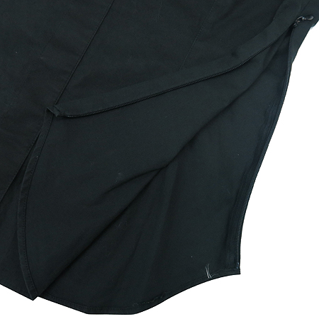 Armani COLLEZIONI(�Ƹ����� �÷�������) ���� �̹���5 - ���̺��� �߰���ǰ