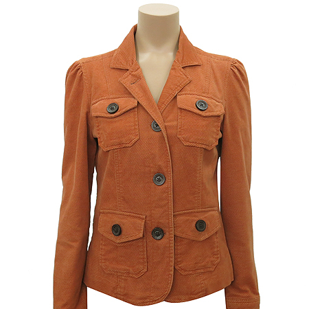 ��  ����