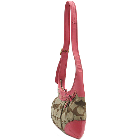 Coach(��ġ) �ñ׳��� �ڰ��� ��ũ ���� Ʈ���� ũ�ν��� �̹���3 - ���̺��� �߰���ǰ