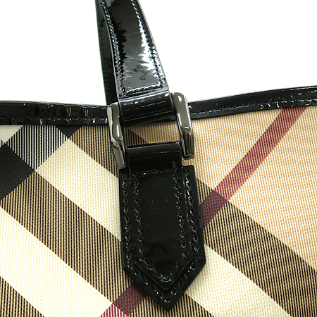 Burberry(������) HBN394(3489040) ���üũ PVC ����� + ���� �Ŀ�ġ �̹���4 - ���̺��� �߰���ǰ