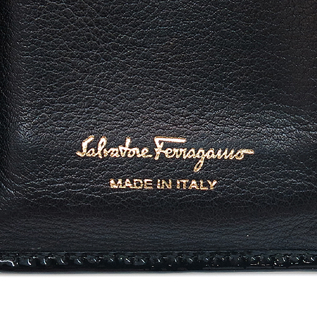 Ferragamo(��󰡸�) 22 A900 ���� ���̴�Ʈ ���� ���� �ٶ� ��� ������ [��������] �̹���4 - ���̺��� �߰���ǰ