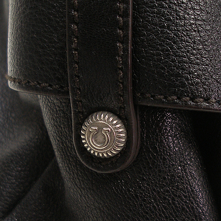 Ferragamo(��󰡸�) 21-A093 ���� �ΰ� ��� ���� ���� ����� �̹���5 - ���̺��� �߰���ǰ