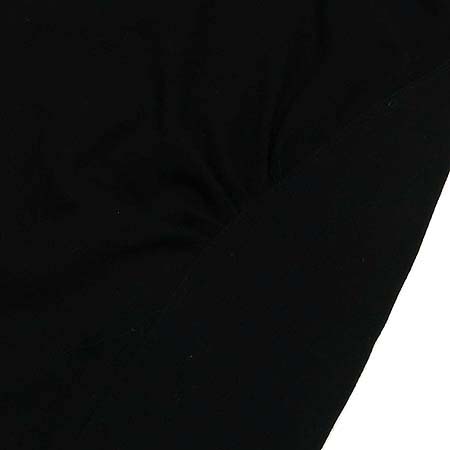 Armani COLLEZIONI(�Ƹ����� �÷�������) ��ĿƮ �̹���3 - ���̺��� �߰���ǰ
