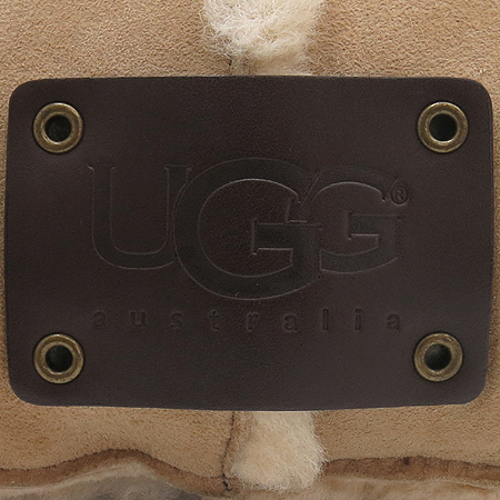 UGG(���) ��ġ �����̵� ������ ī�����̵� �ΰ� ������ �Ŀ�ġ ��Ʈ�� �̹���5 - ���̺��� �߰���ǰ