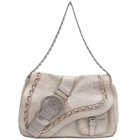 ���  �����