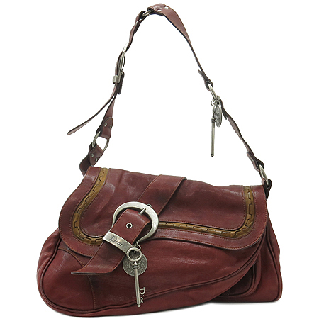 ���  �����