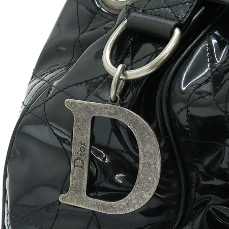 Dior(ũ����î���) VYN44481 ���� ���̴�Ʈ ���� ����� �̹���5 - ���̺��� �߰���ǰ