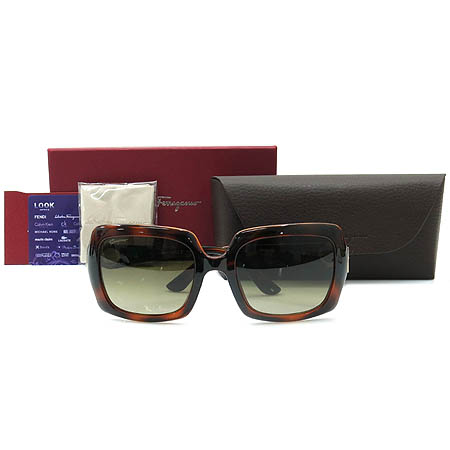 Ferragamo(��󰡸�) SF632 ��ġ�� �ΰ� ȣ�� ���� ������ ���۶� �̹���2 - ���̺��� �߰���ǰ