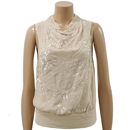 ����  ����